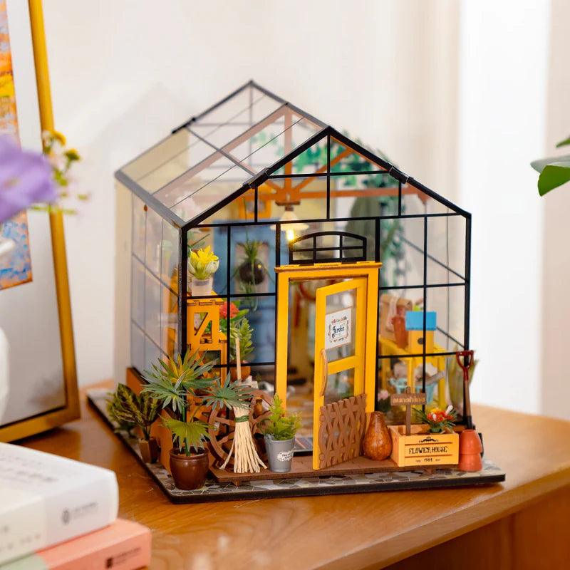 Enchanted Greenhouse Garden - DIY Miniature by Extoril