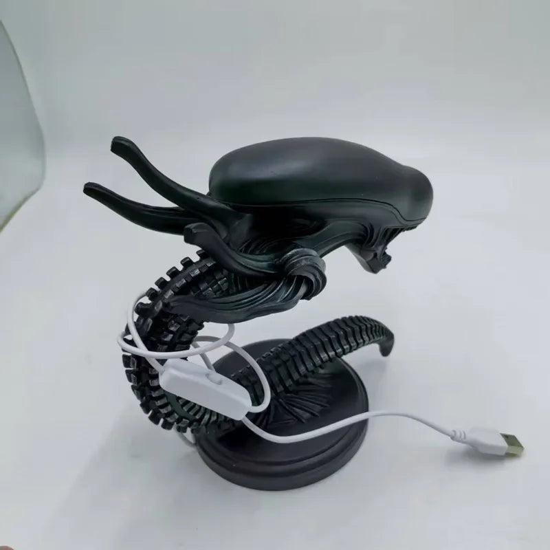 Unique Alien Creature Lamp Stand - home decor by Extoril