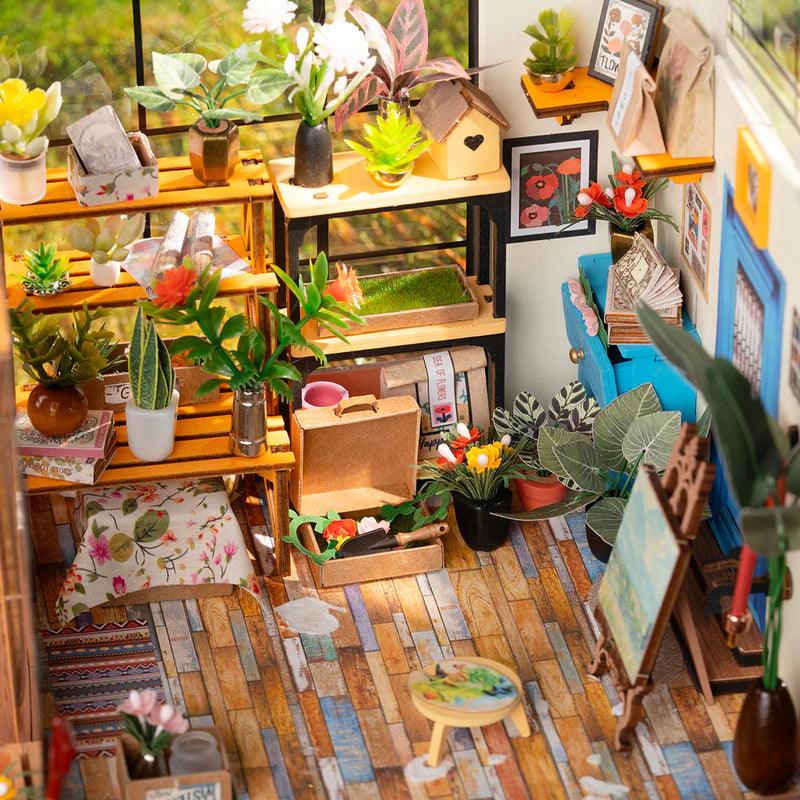 Enchanted Greenhouse Garden - DIY Miniature by Extoril
