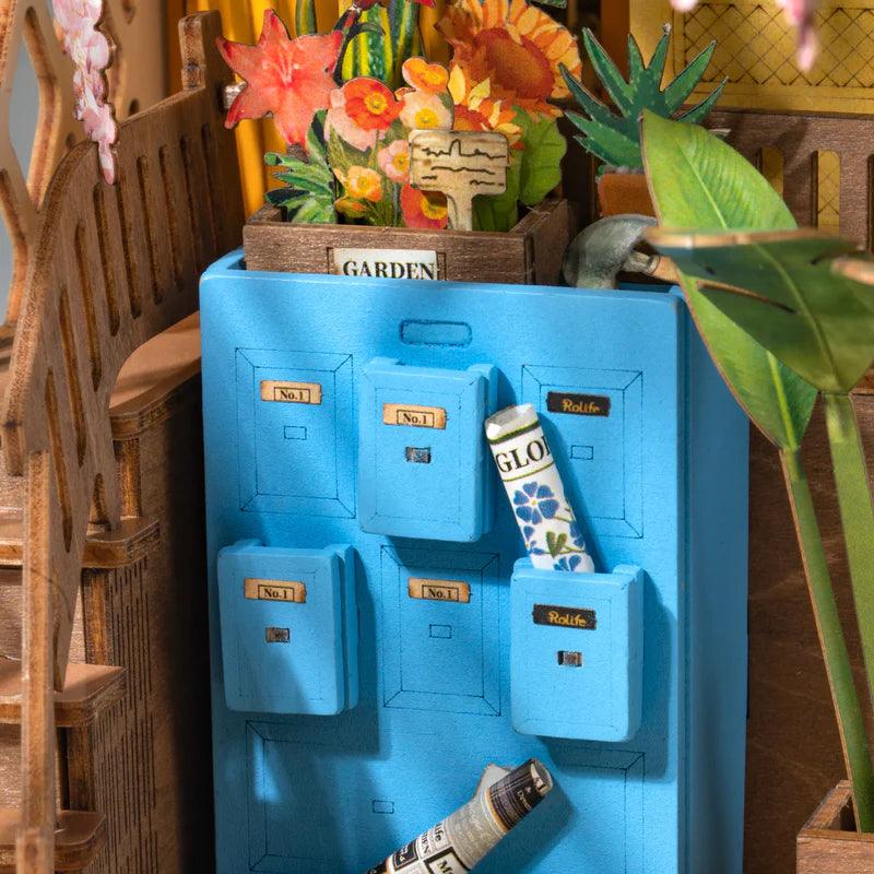 Diy Book Nook Shelf - Holiday Garden House - DIY Booknooks by Extoril
