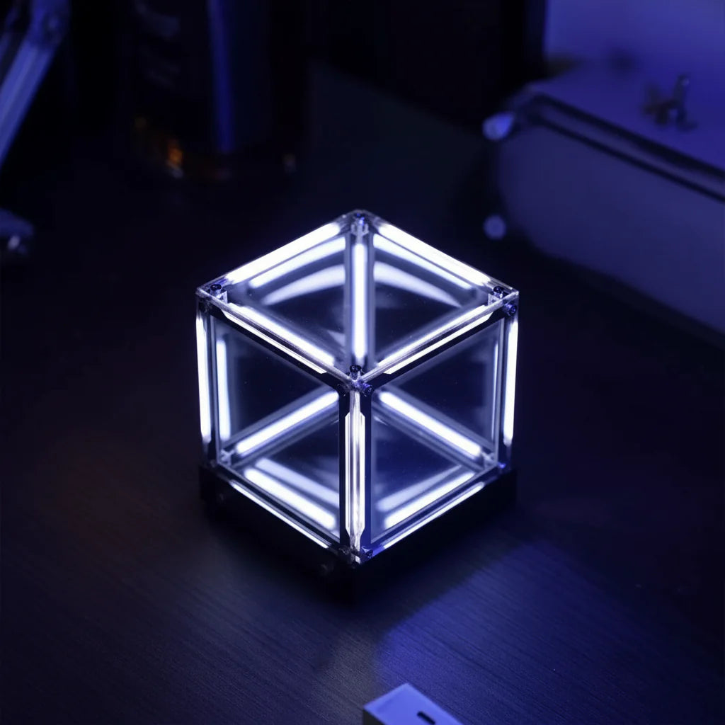 Infinity Mirror Cube LED - Gadget by Extoril