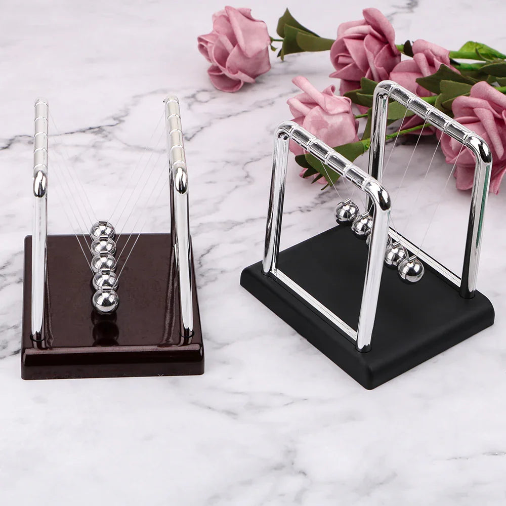 Newton Cradle Executive Desk Physics Demonstrator - home decor by Extoril