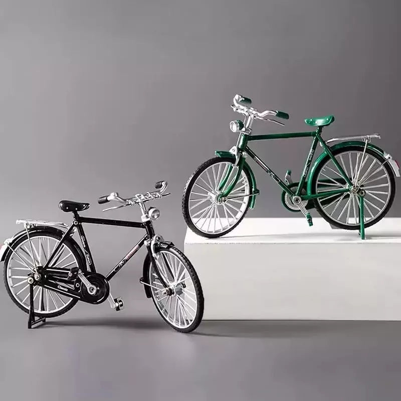 1:10 Scale DIY Retro Bicycle Model Kit 51-Piece Zinc Alloy Nostalgic Assembly - Gadget by Extoril