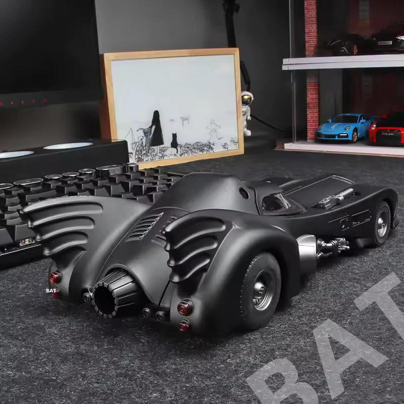1/18 Classic Batmobile Alloy Diecast - Gadget by Extoril