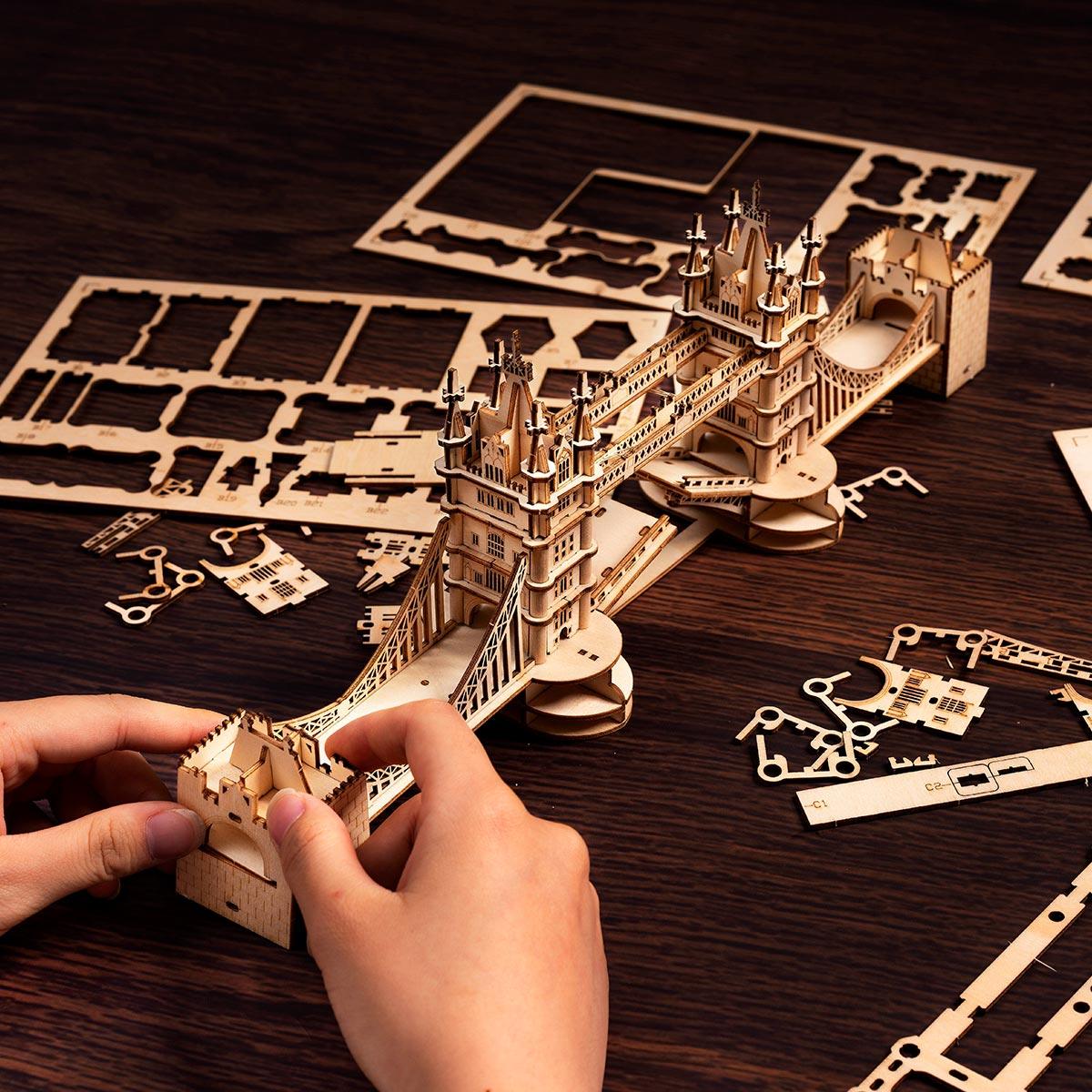 Illuminated Tower Bridge 3D Wooden Puzzle - 3D Wooden Puzzle by Extoril