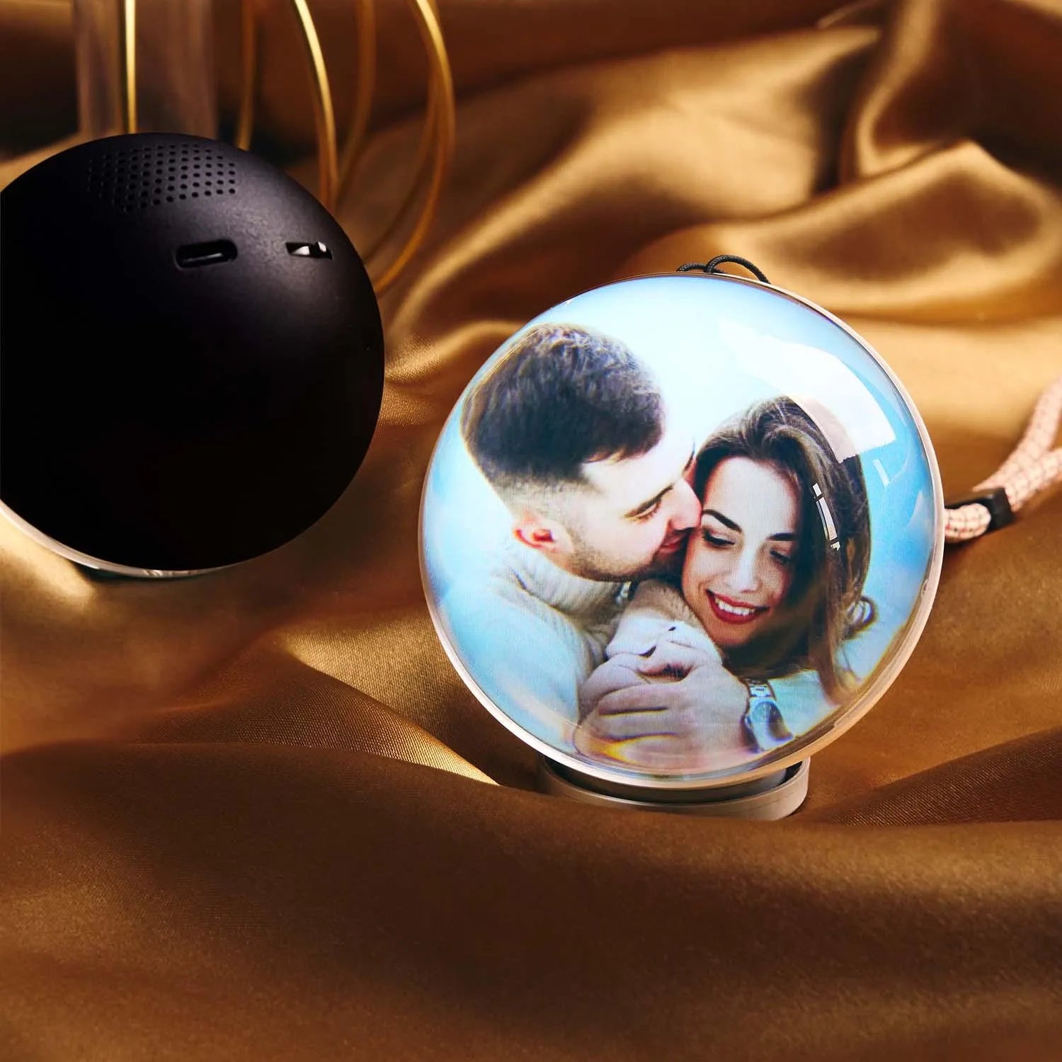 Memory Capsul Video Crystal Ball 3D Memory Orb - Gadget by Extoril