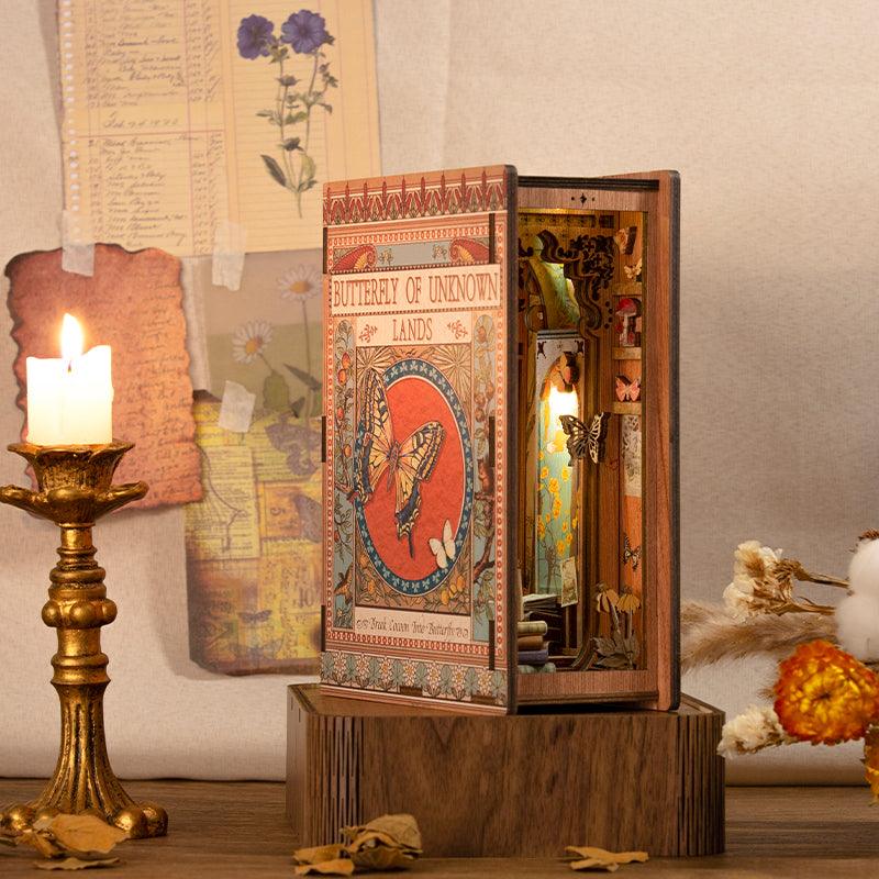 Diy Book Nook Shelf - Butterfly of the Unknow Lands - DIY Booknooks by Extoril