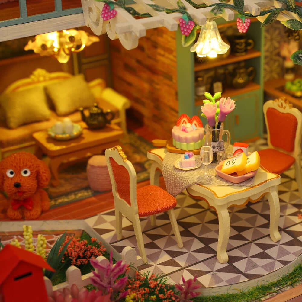 Tropical Jungle Resort Miniature DIY Kit - DIY Miniature by Extoril