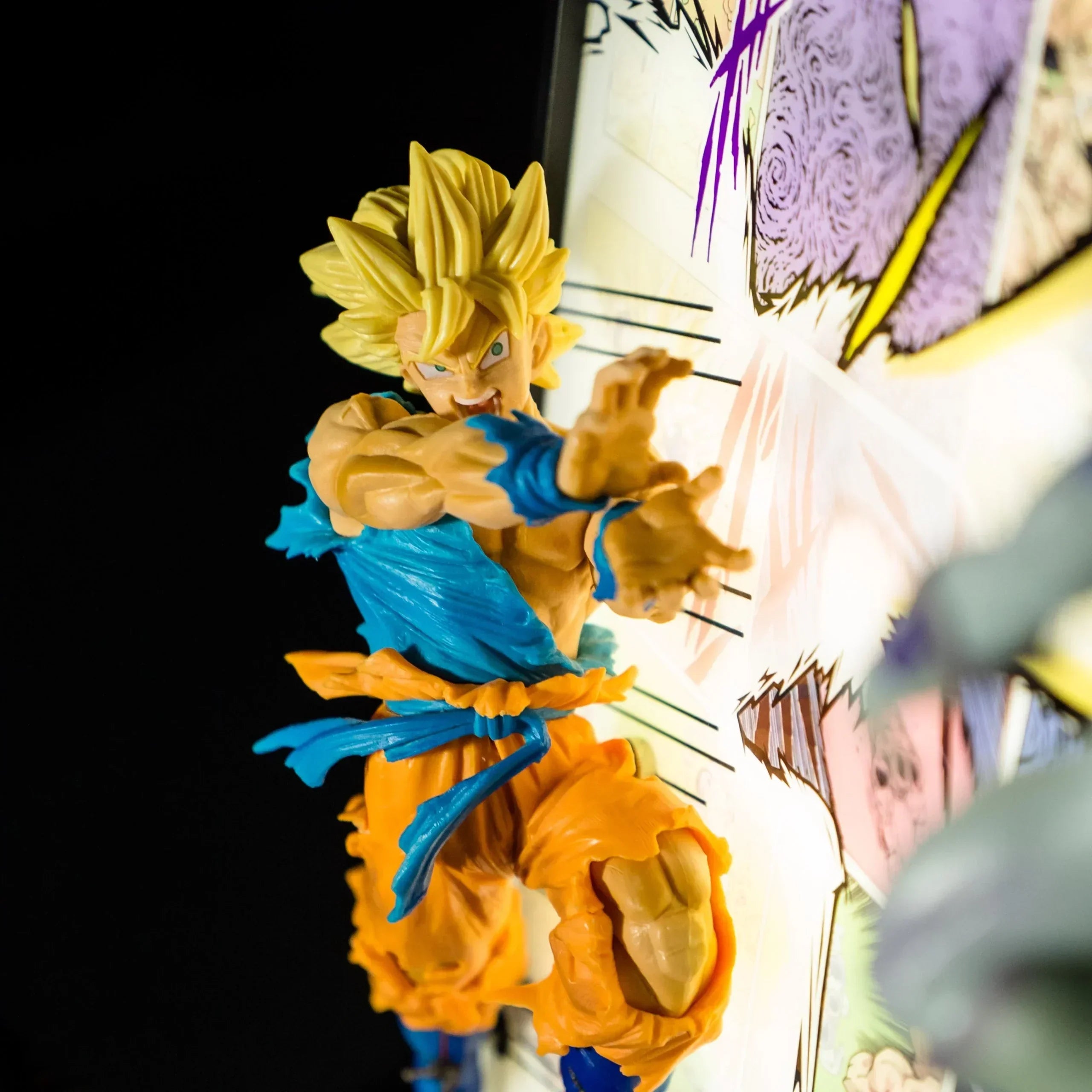 Dragon Ball Z Goku vs Frieza 3D LED Frame - Action Figure by Extoril