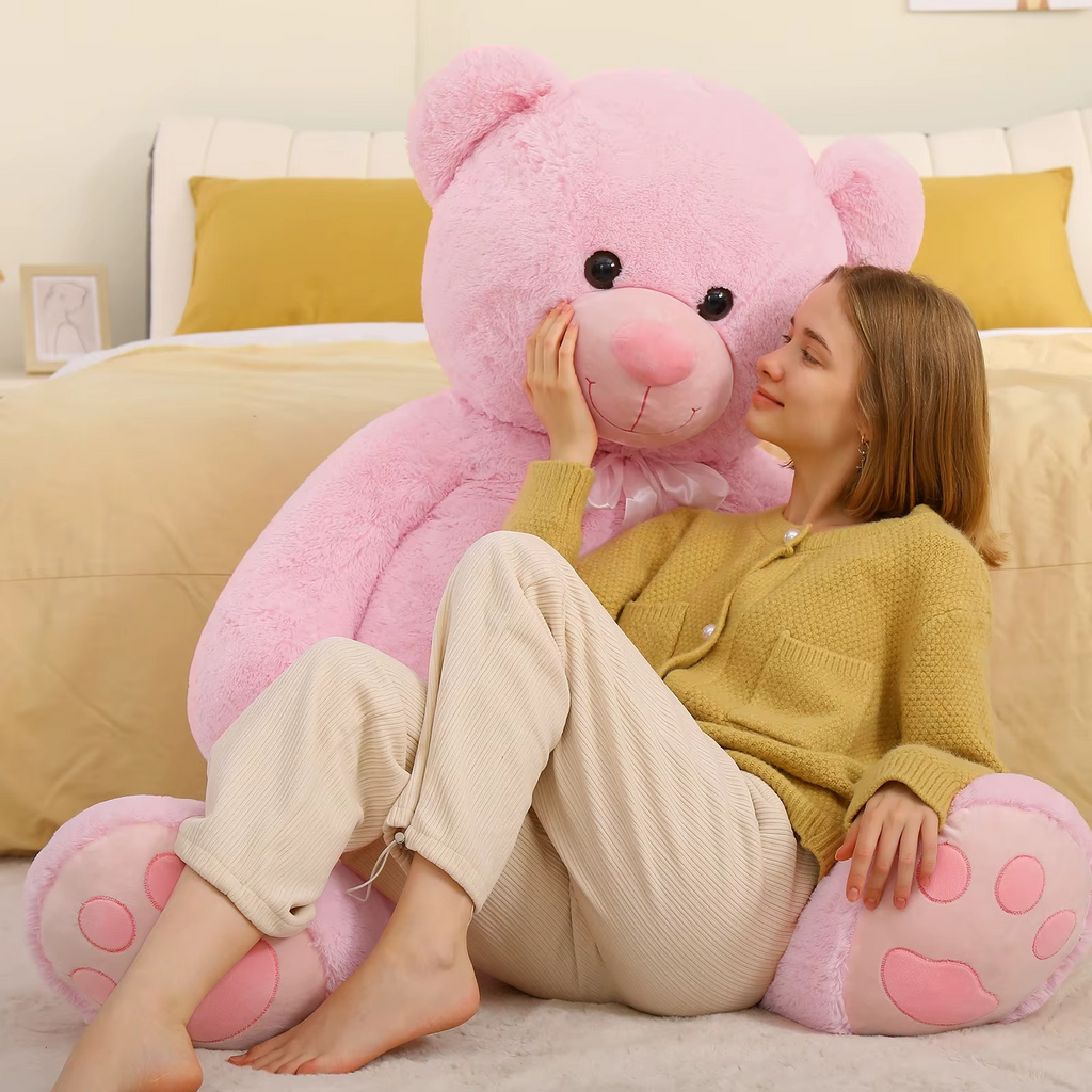 Giant Stuffed Teddy Bear - Figurine by Extoril