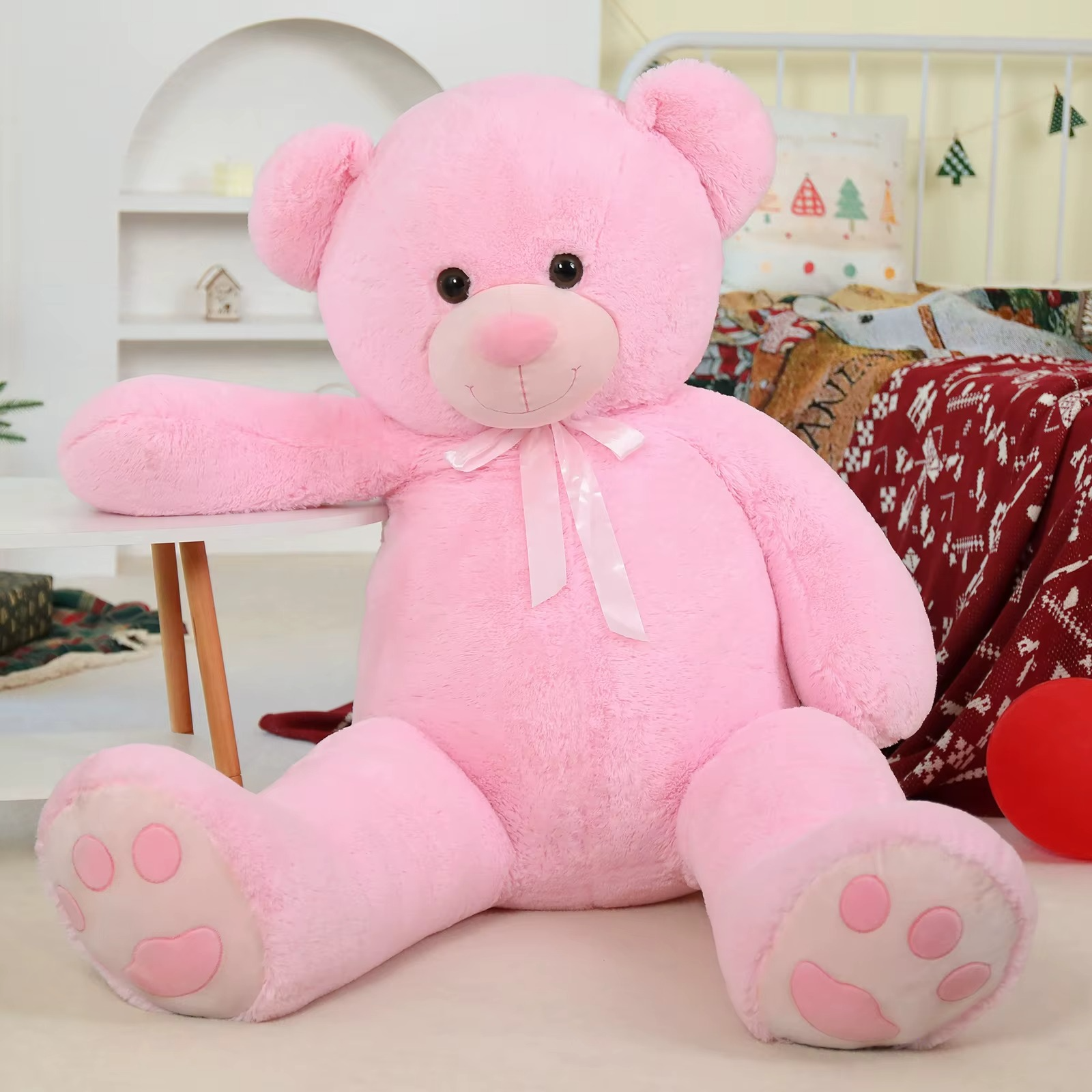 Giant Stuffed Teddy Bear - Figurine by Extoril