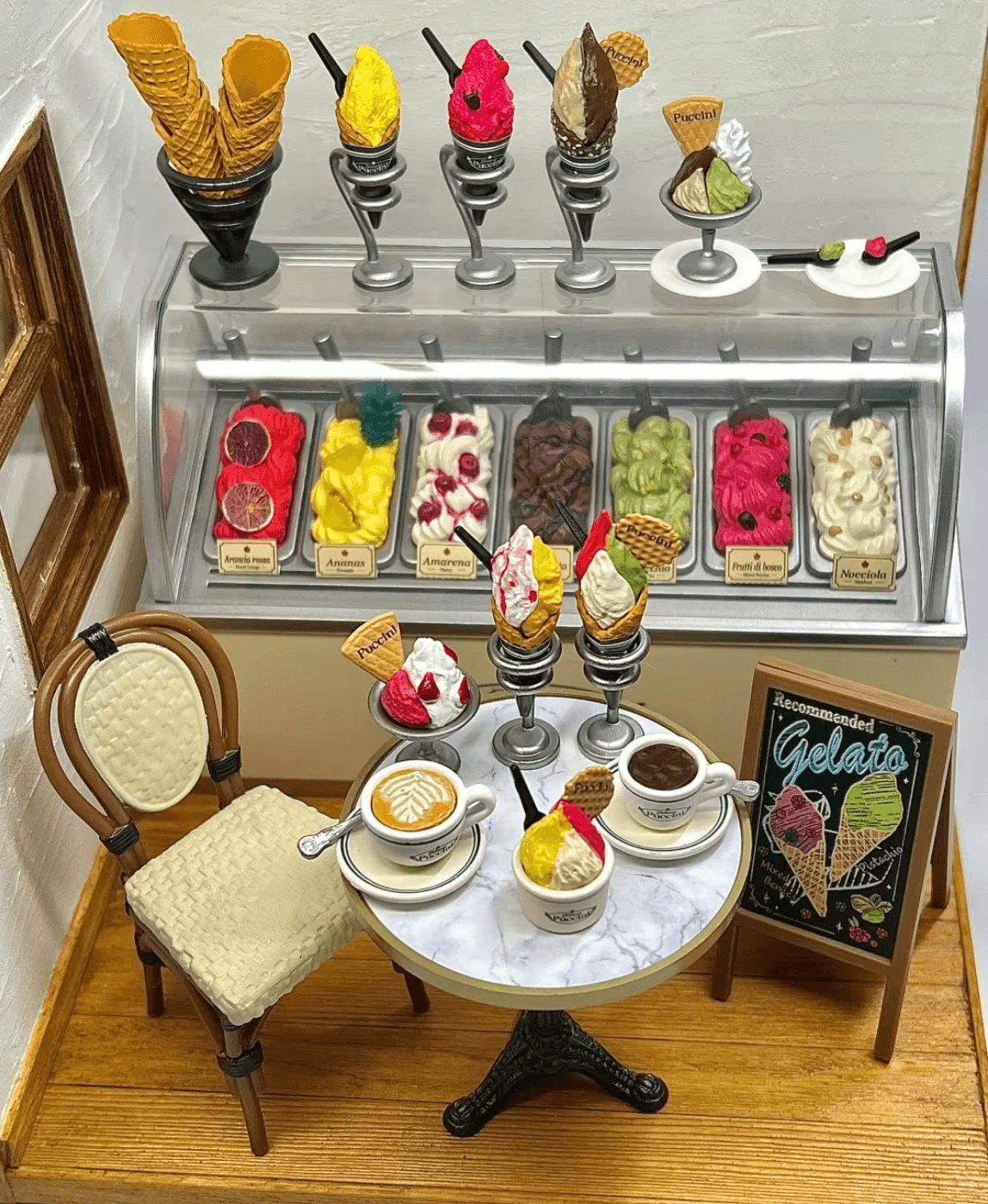 Ice Cream Shop Miniature Dollhouse Set 1:12 - DIY Miniature by Extoril