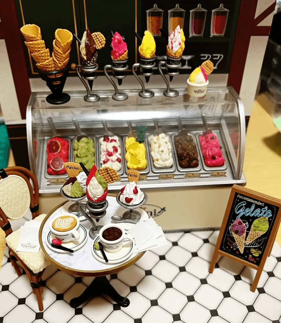 Ice Cream Shop Miniature Dollhouse Set 1:12 - DIY Miniature by Extoril