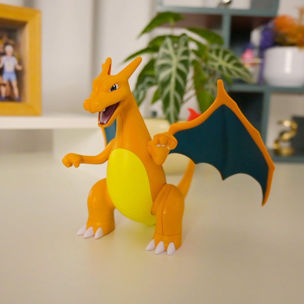 Pokémon Fire-Breathing Dragon Charizard Figure - Action Figure by Extoril