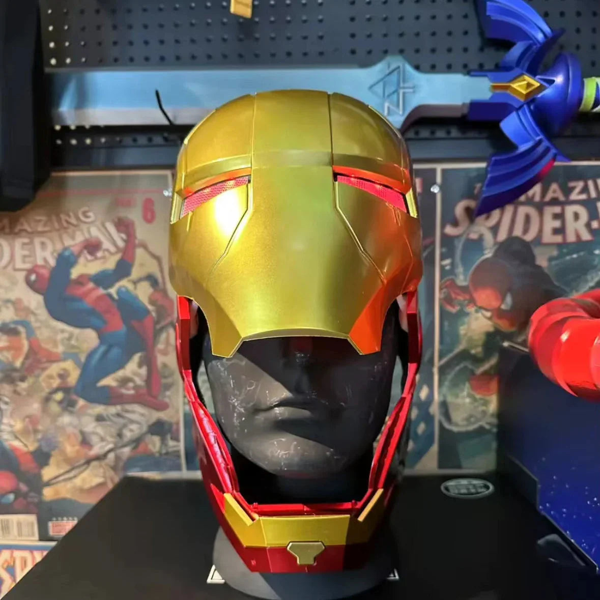 Iron Man Helmet Electric Wearable Cosplay - Action Figure by Extoril