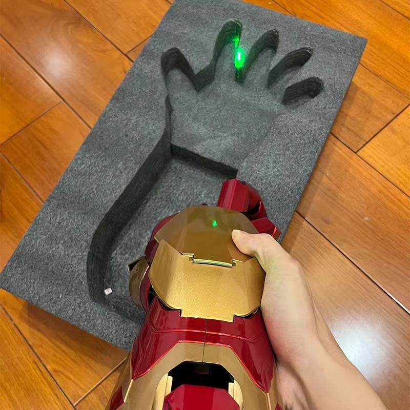 Iron Man Mark 42 Wearable Gauntlet & Arm LED - Action Figure by Extoril