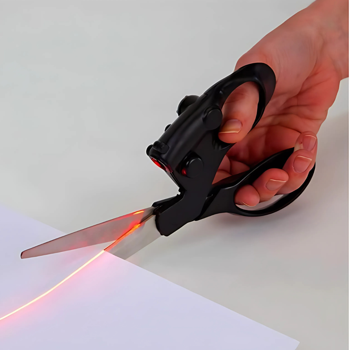 Laser Guided Scissor - Gadget by Extoril