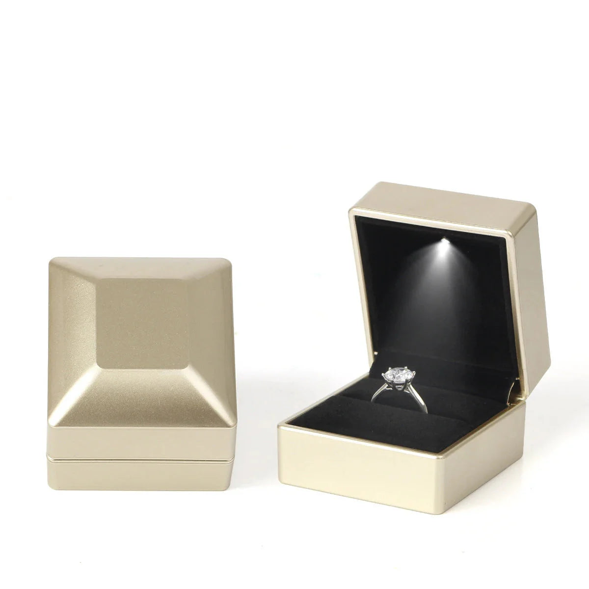 LED Engagement Ring Box with Light - Gadget by Extoril