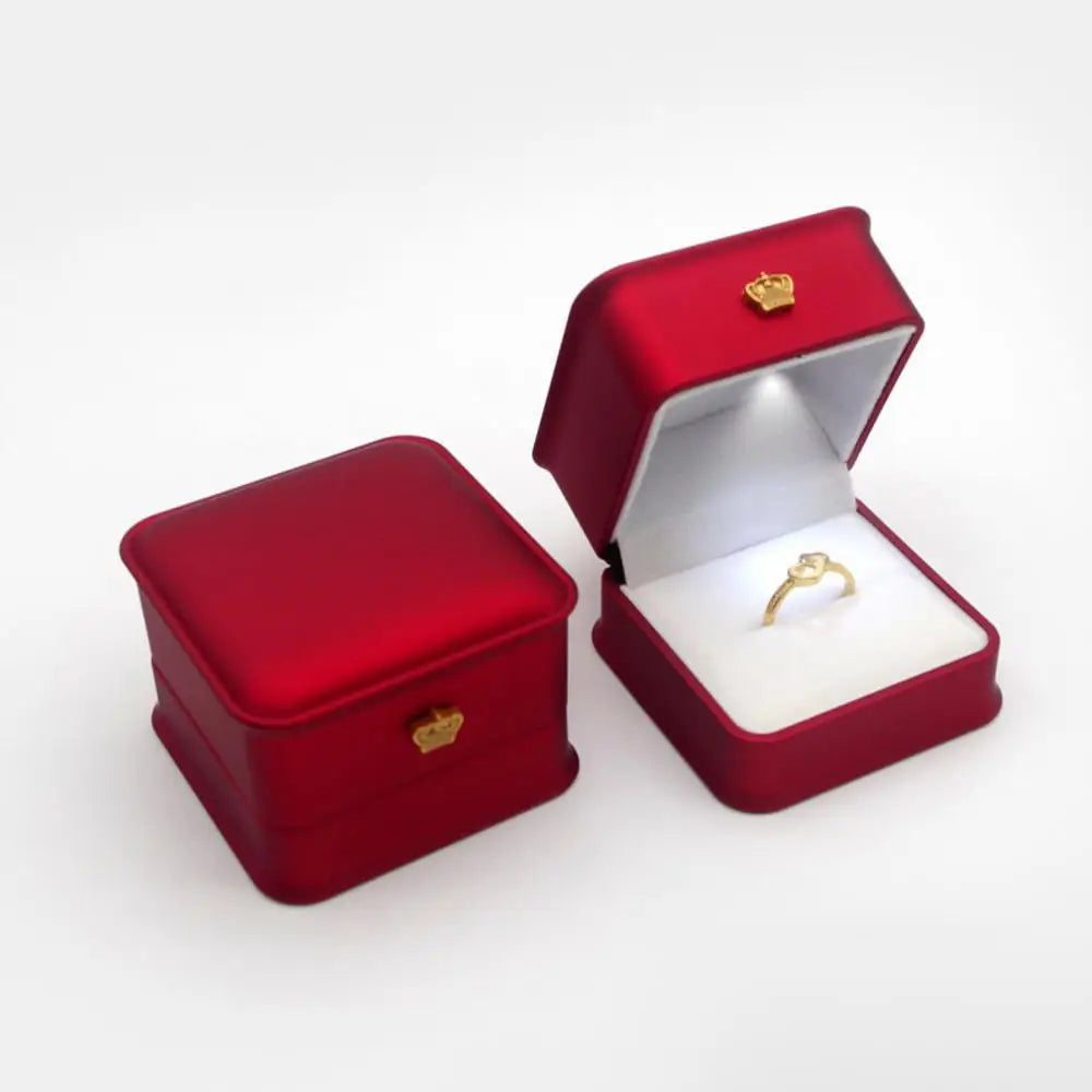 LED Engagement Ring Box with Light - Gadget by Extoril