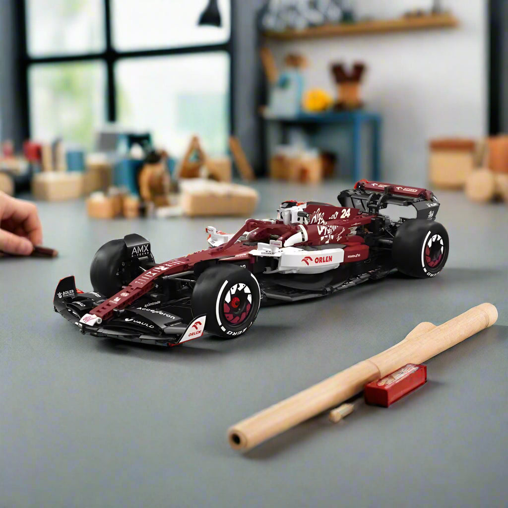Alfa Romeo F1 Team ORLEN C42 Racing Builder - Mechanical kit by Extoril