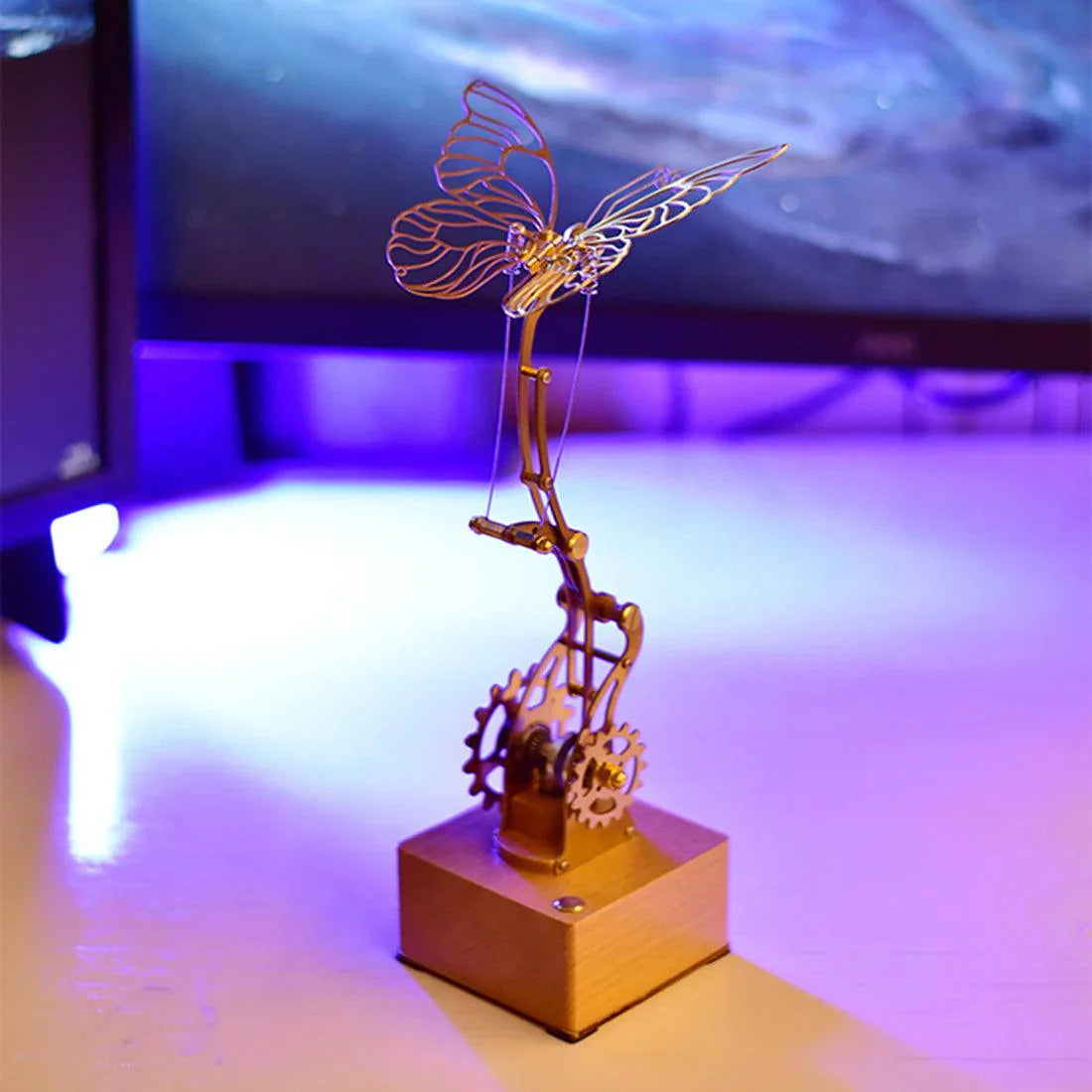 Mechanical Flying Butterfly DIY Model Kit - 3d metal puzzle by Extoril