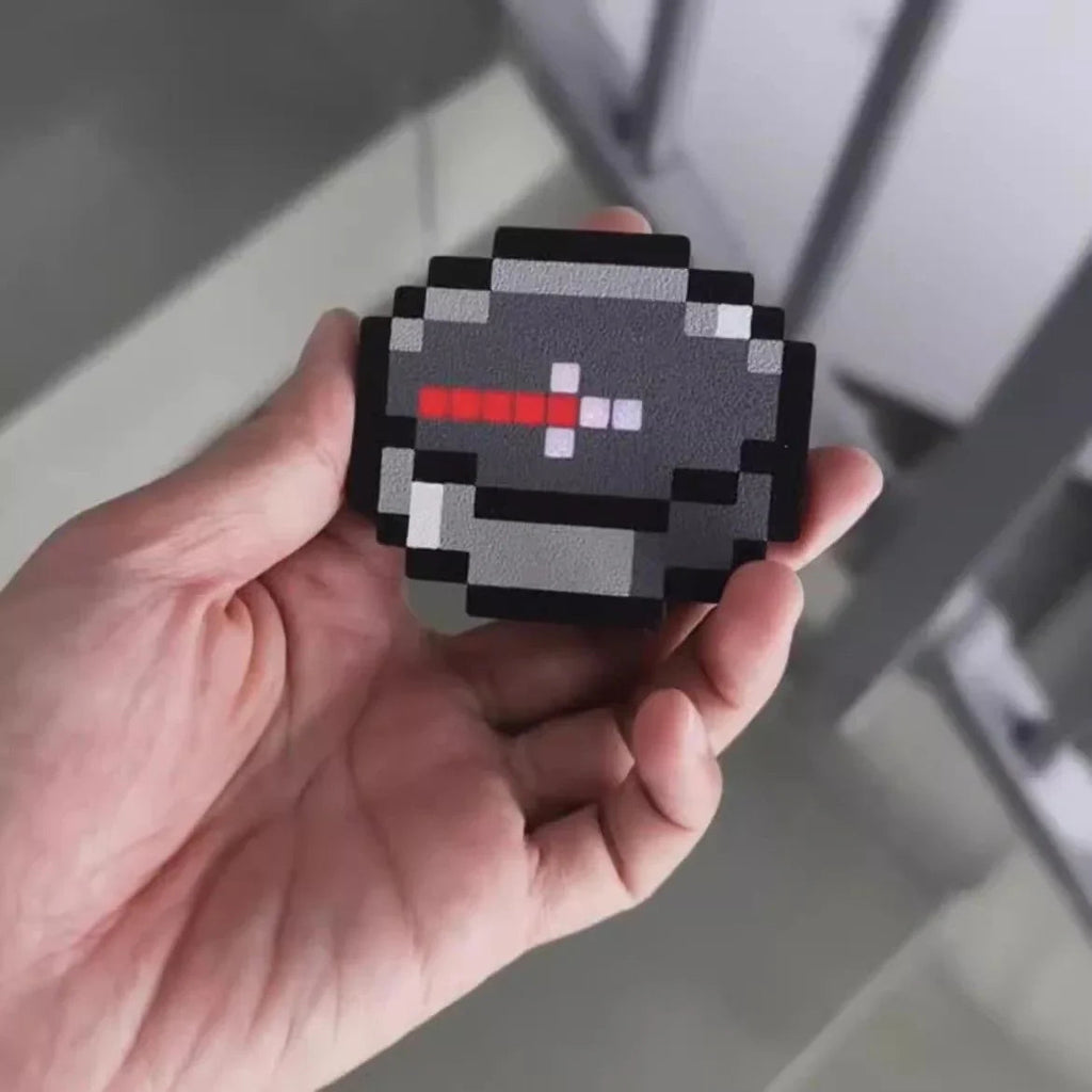 Minecraft Compass IRL Working Magnetic Pixel - Gadget by Extoril