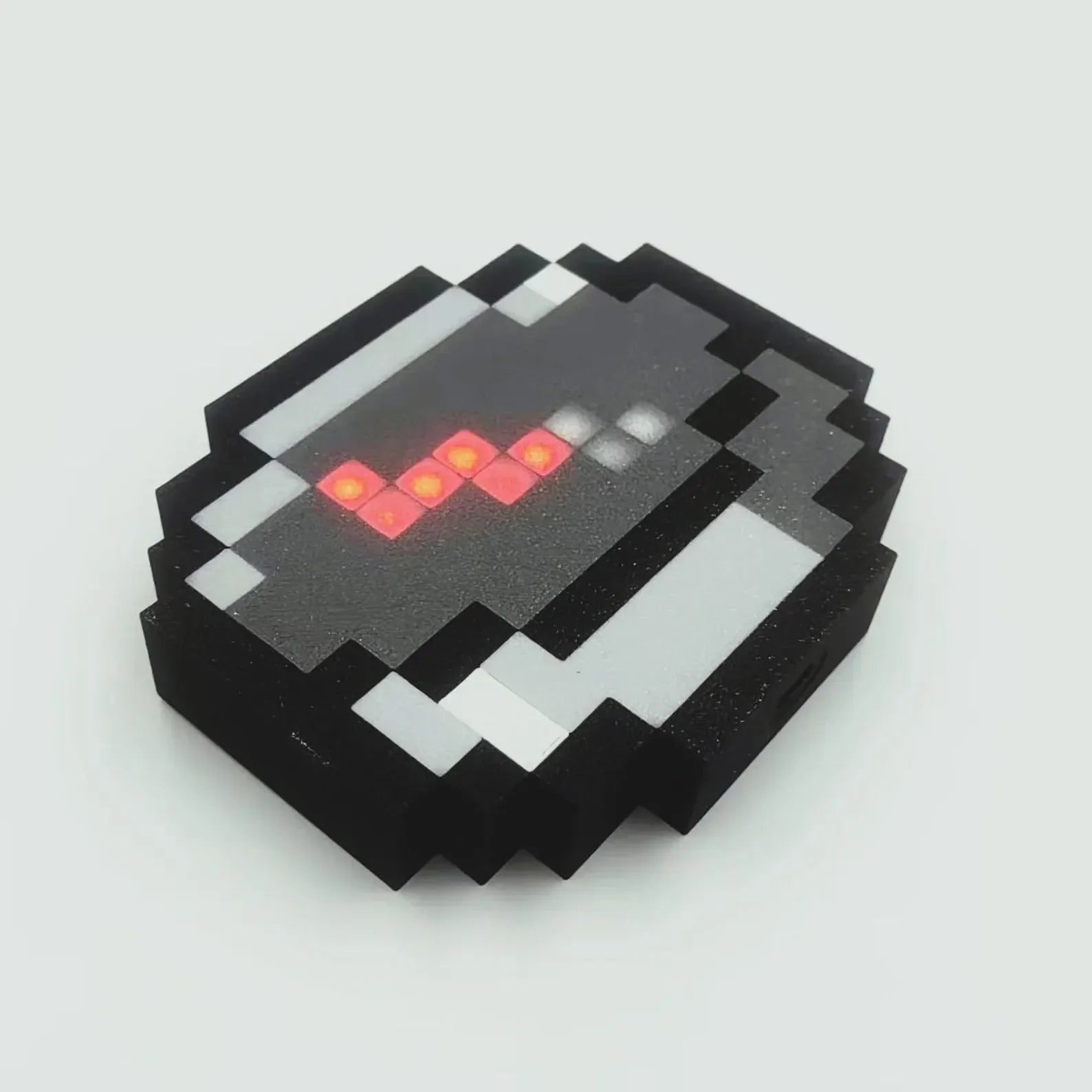 Minecraft Compass IRL Working Magnetic Pixel - Gadget by Extoril