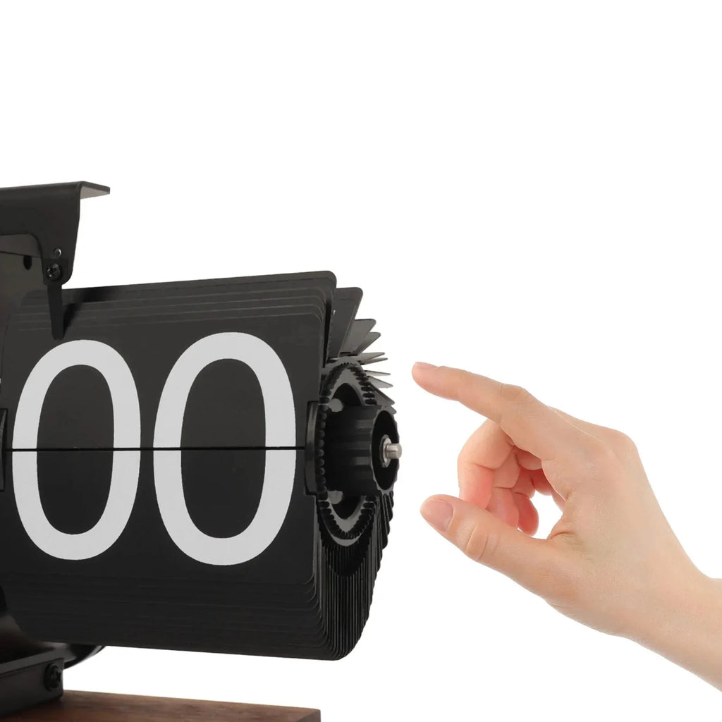 Retro Flip Down Clock with Automatic Rotating - home decor by Extoril