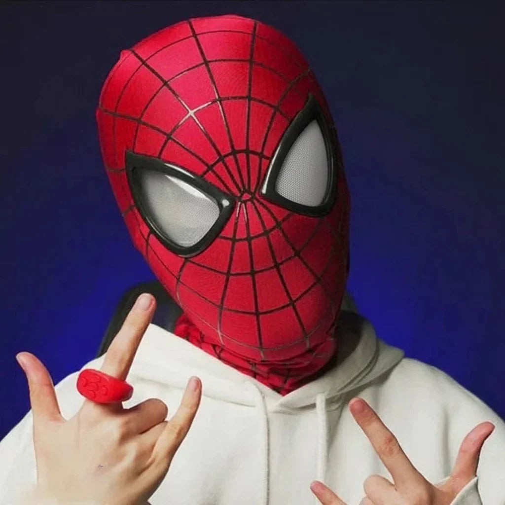 Spiderman Mask Moving Eyes - Action Figure by Extoril