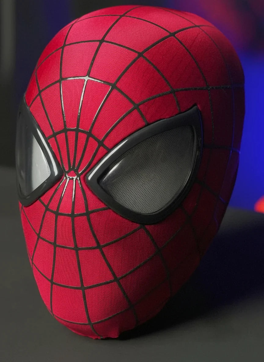 Spiderman Mask Moving Eyes - Action Figure by Extoril